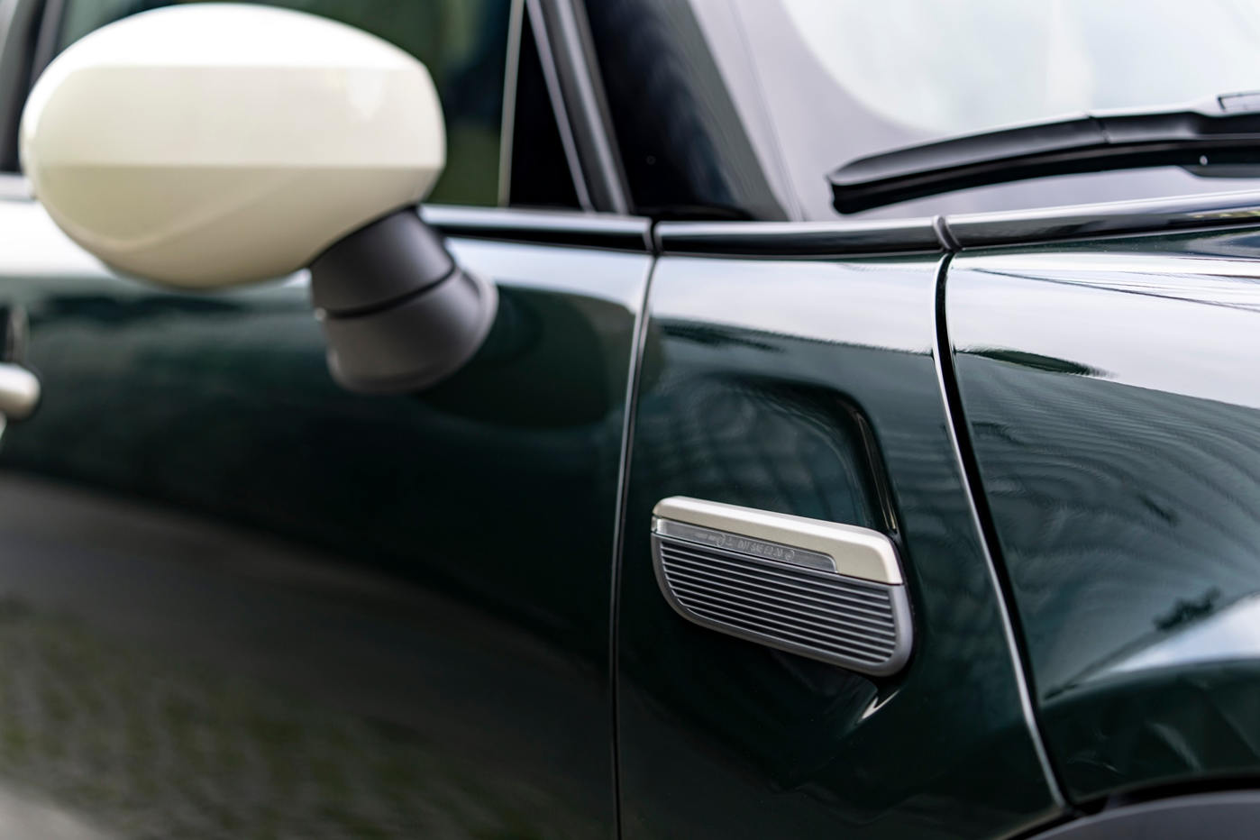 mini5door_resolute_13.jpg