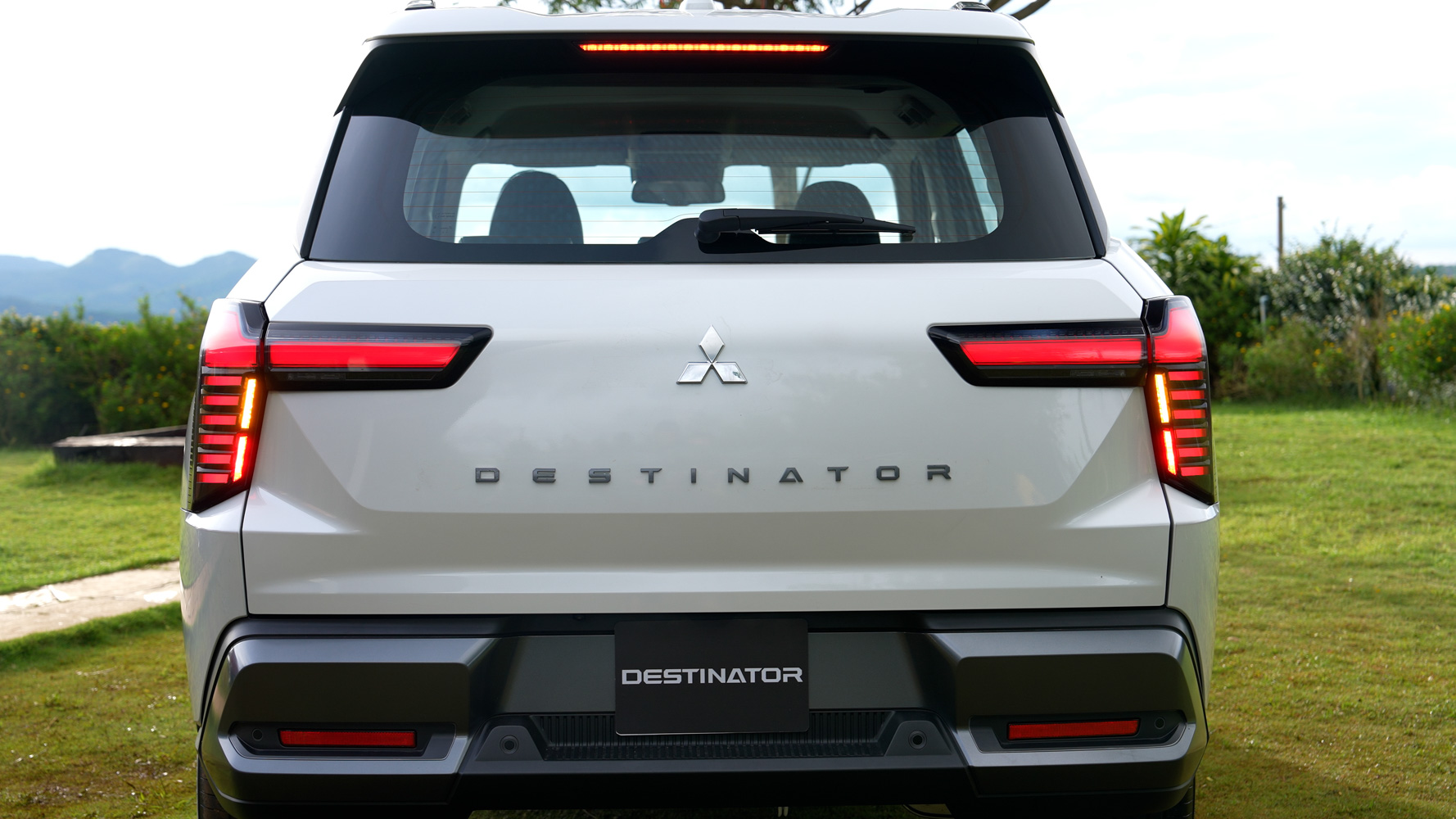 Mitsubishi Destinator-anh-_4.jpg