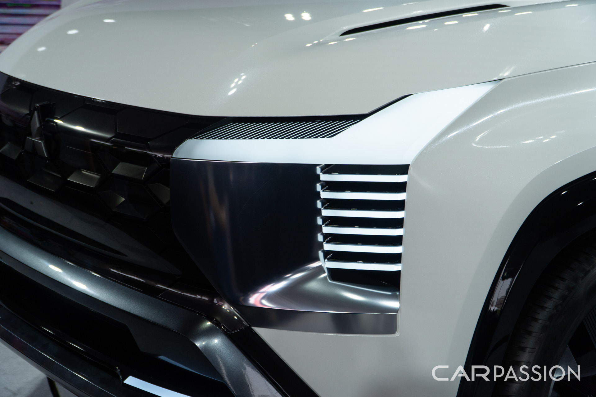 mitsubishi-dst-concept-anh--8.jpg
