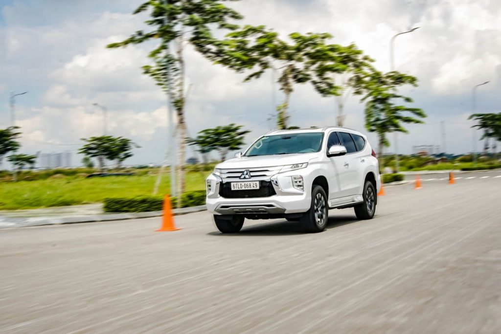 mitsubishi-pajero-sport-2020-test-drive-02-1024x683.jpg