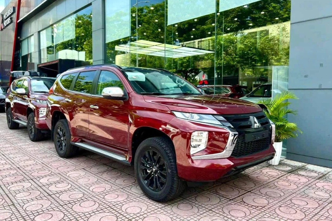 mitsubishi-pajero-sport.jpeg