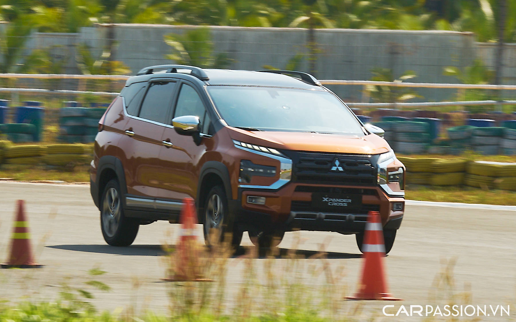 mitsubishi-xpandercross2023-23.jpg