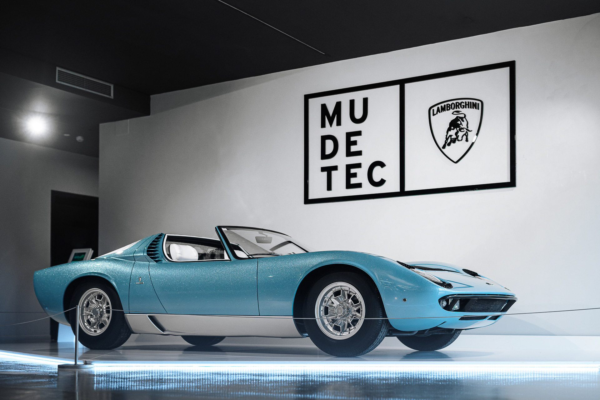 Miura Roadster (11).JPG