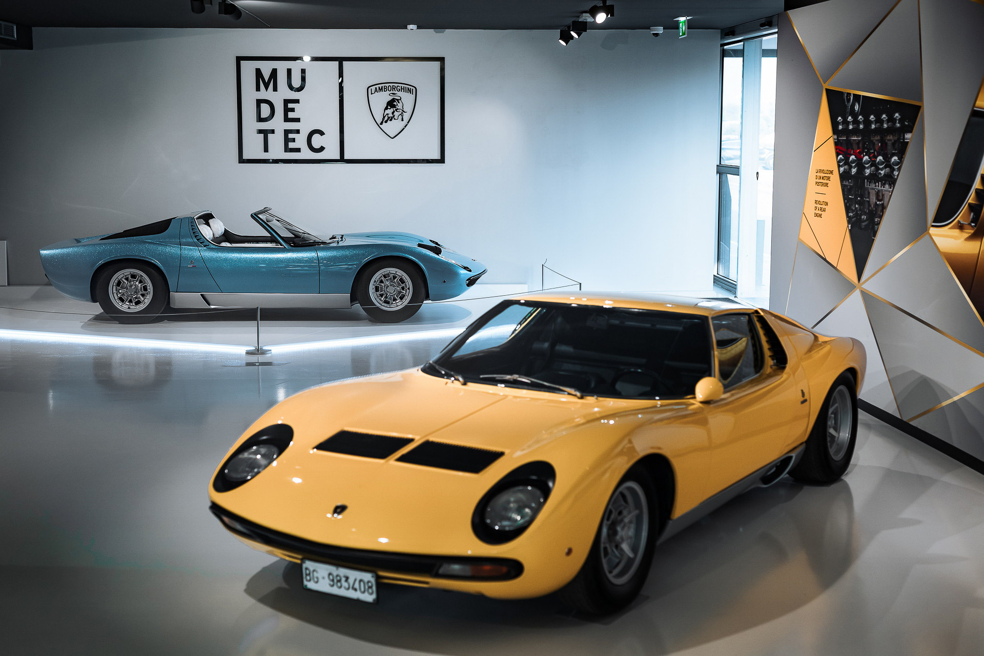 Miura Roadster (2).JPG