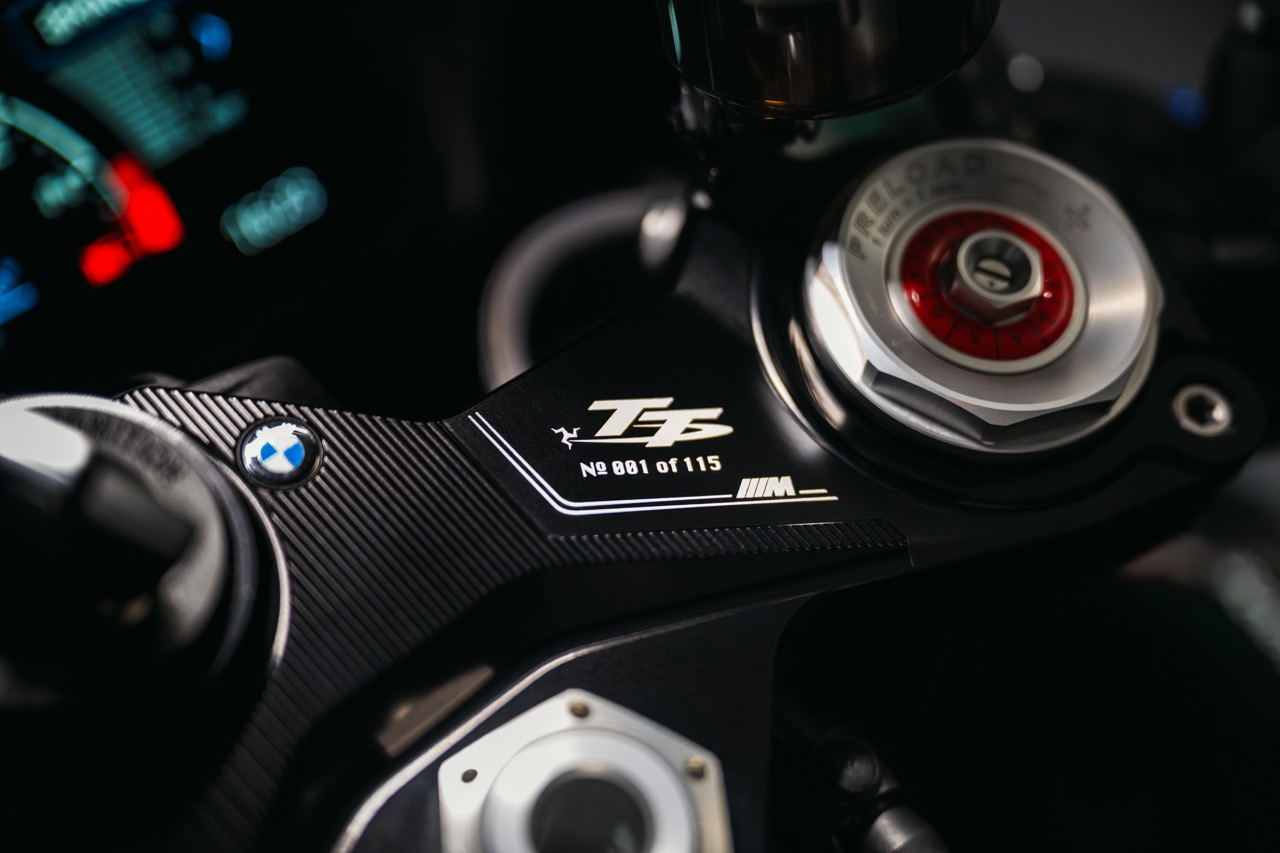 moto-BMW Motorrad M 1000 RR Limited Edition Isle of Man TT-anh-4.jpeg