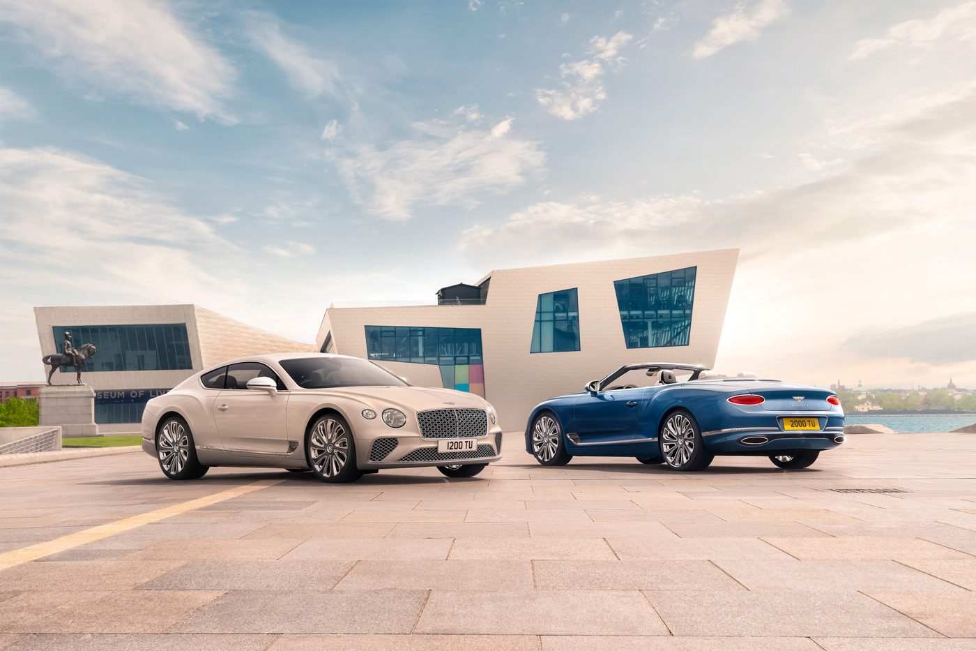 Mulliner-đánh-dấu-cột-mốc-chiếc-Bentley-cá-nhân-hóa-thứ-1.000-4.jpg