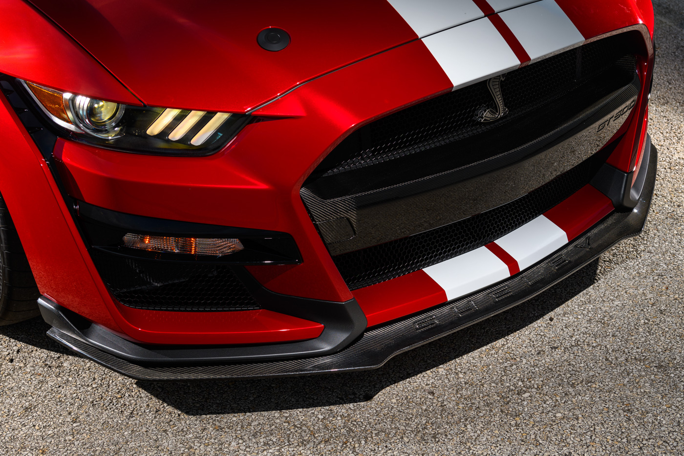 Mustang_GT_500_Carbon_Fiber_Front_Splitter_01.jpg