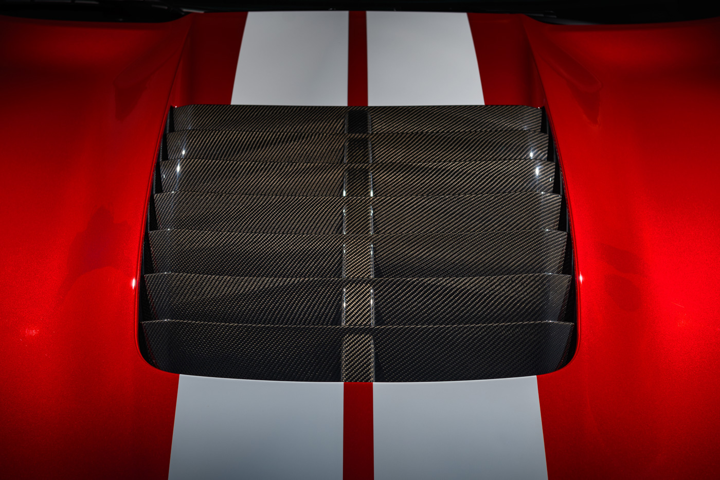 Mustang_GT_500_Carbon_Fiber_Hood_Vent_01.jpg