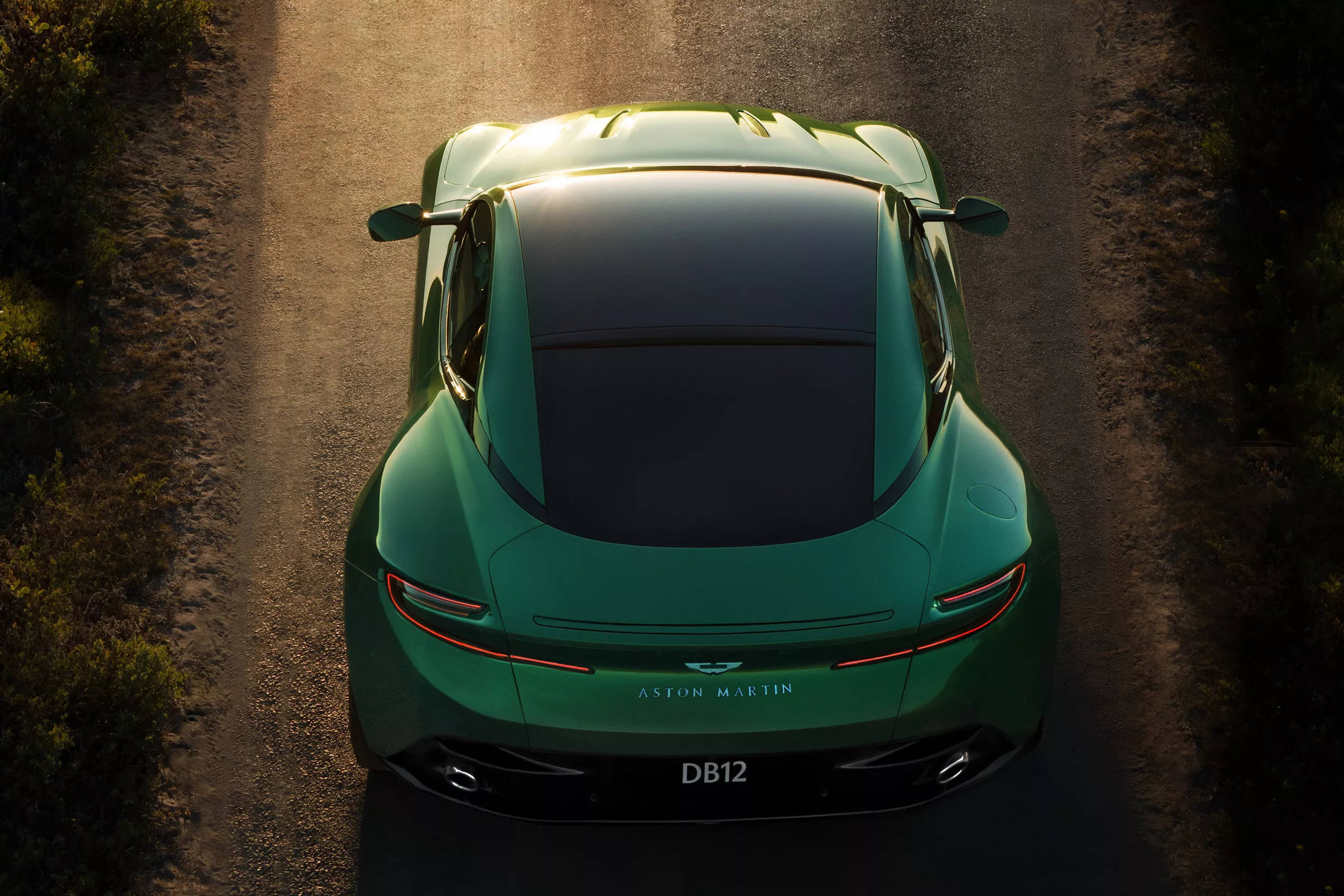 New-Aston-Martin-DB12_07.jpg