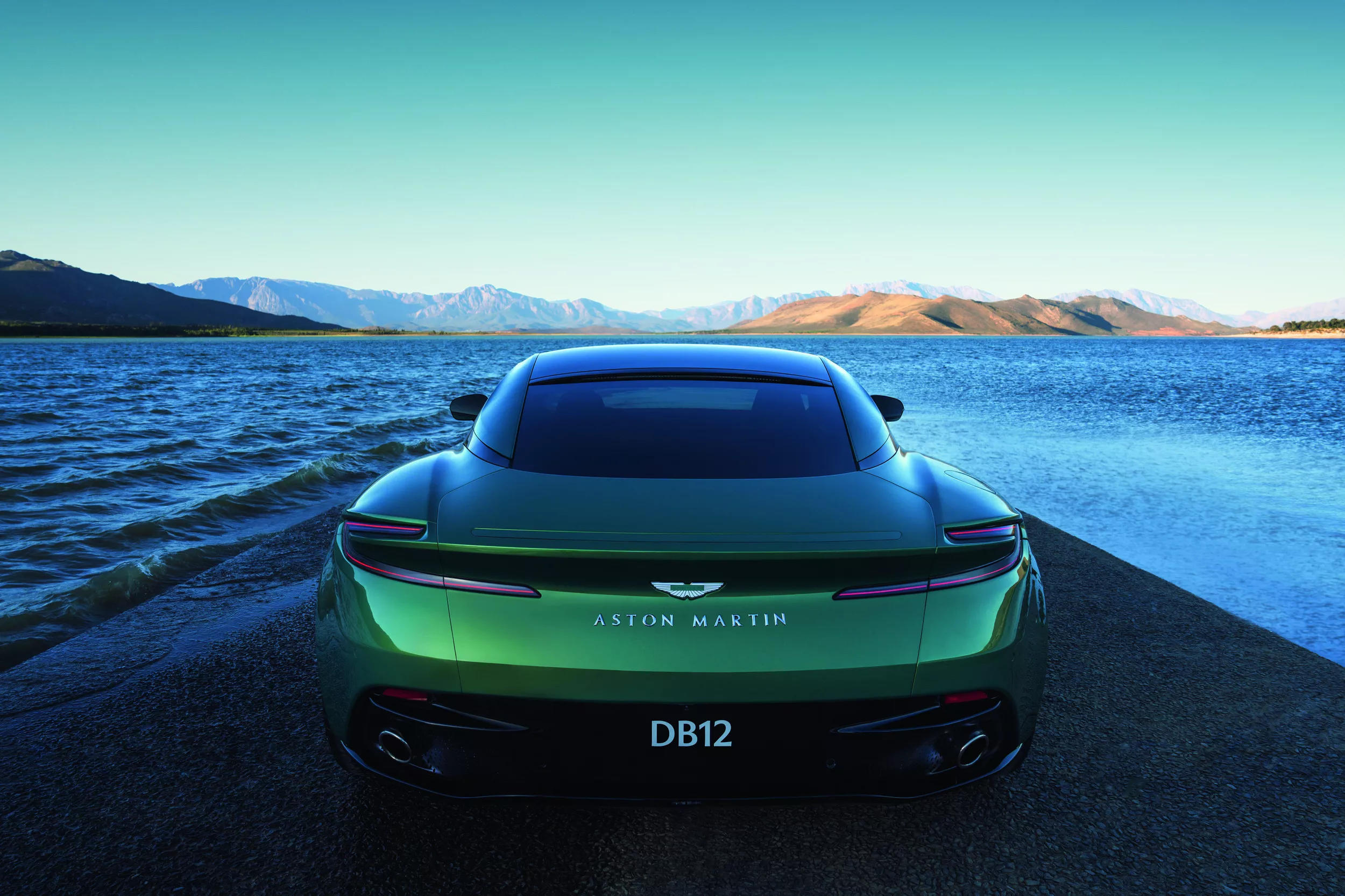 New-Aston-Martin-DB12_12.jpg