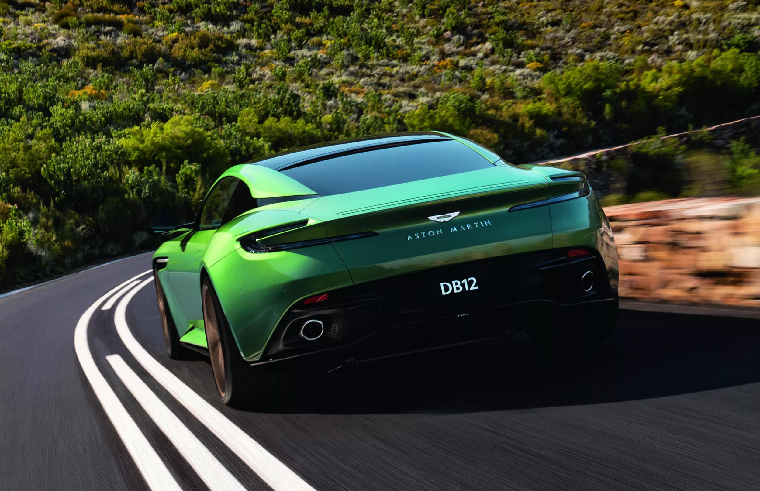 New-Aston-Martin-DB12_19.jpg