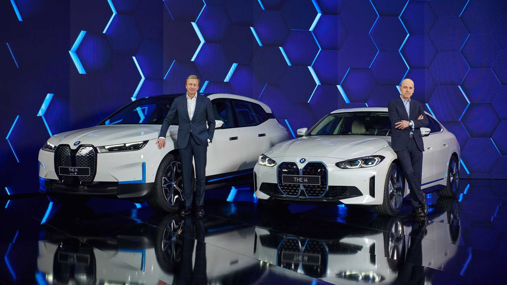 New BMW i4 (3).jpg