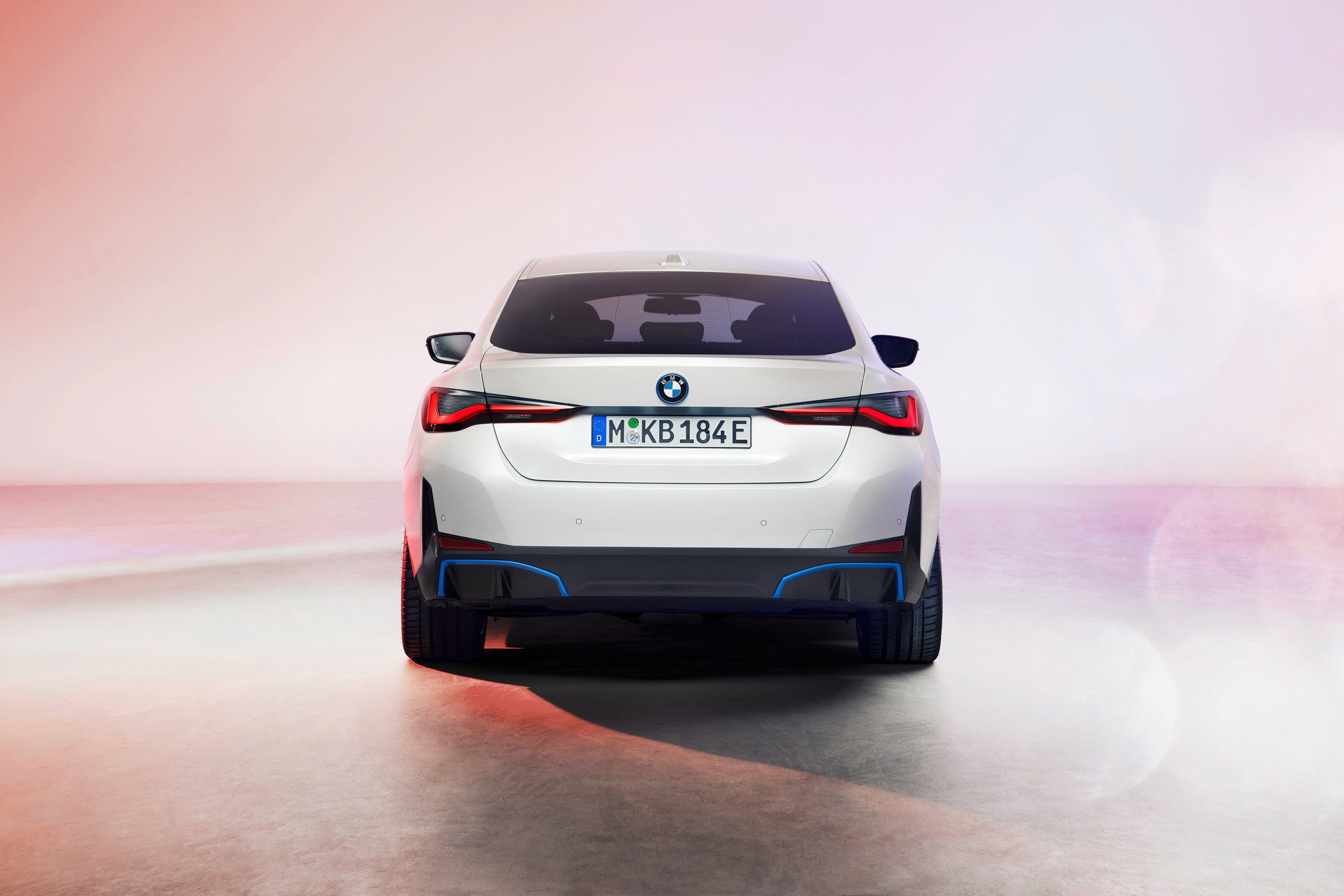 New BMW i4 (5).jpg
