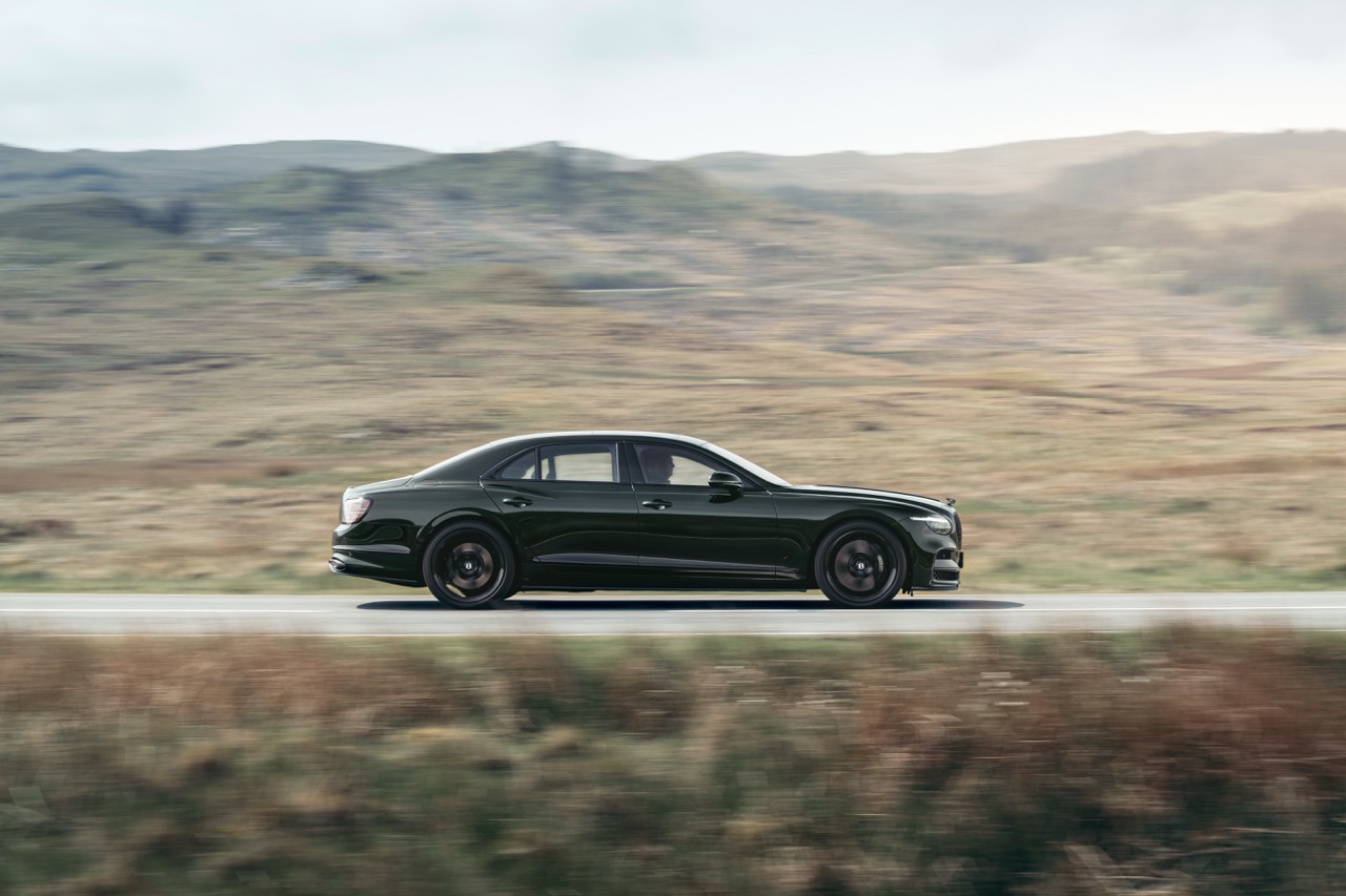 New Flying Spur - 5 Large.jpeg
