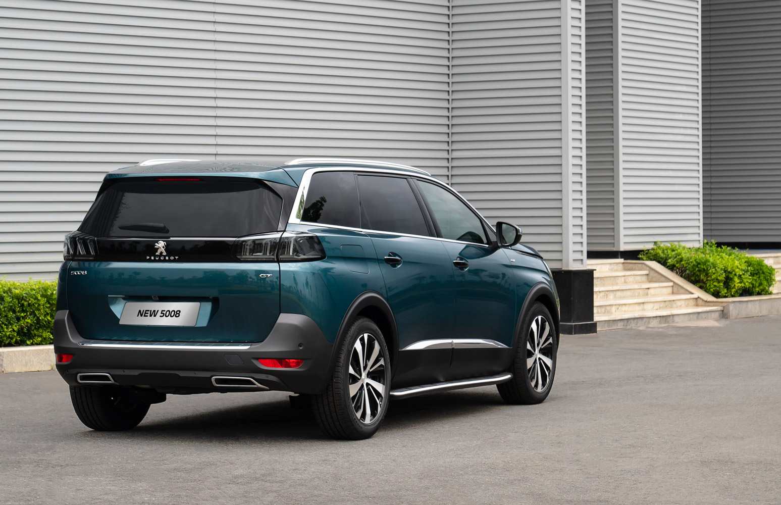 new-peugeot-5008-chinh-thuc-ra-mat-anh_5.JPG