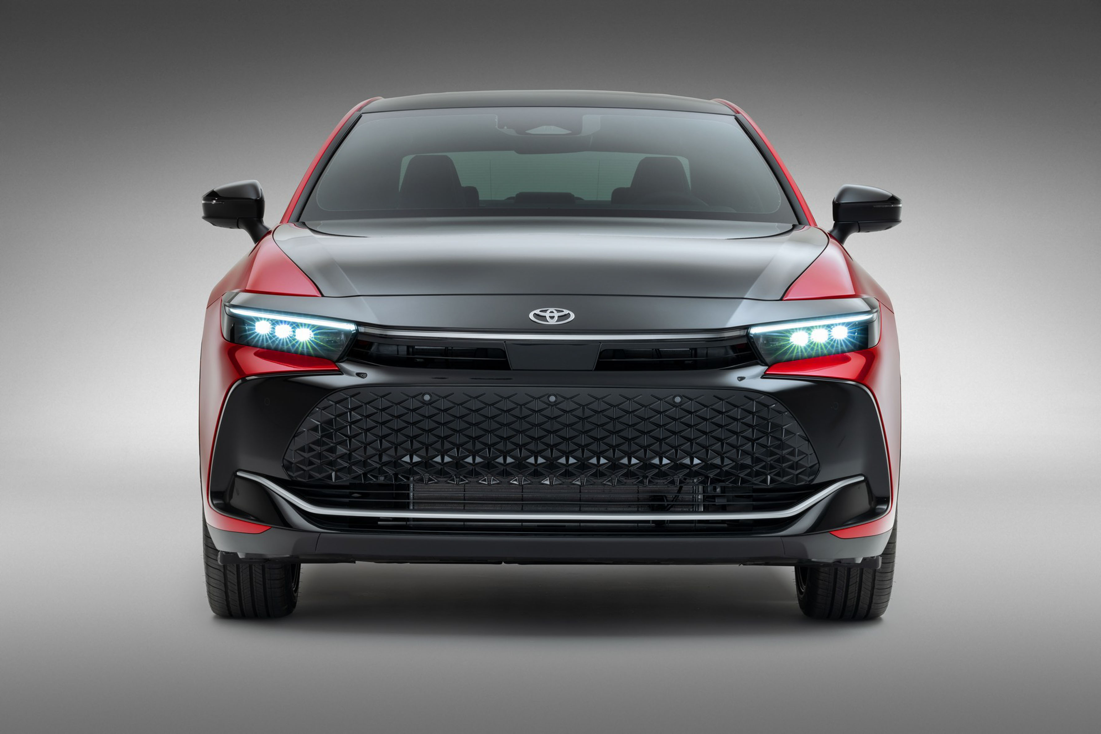 New Toyota Crown (11).JPG