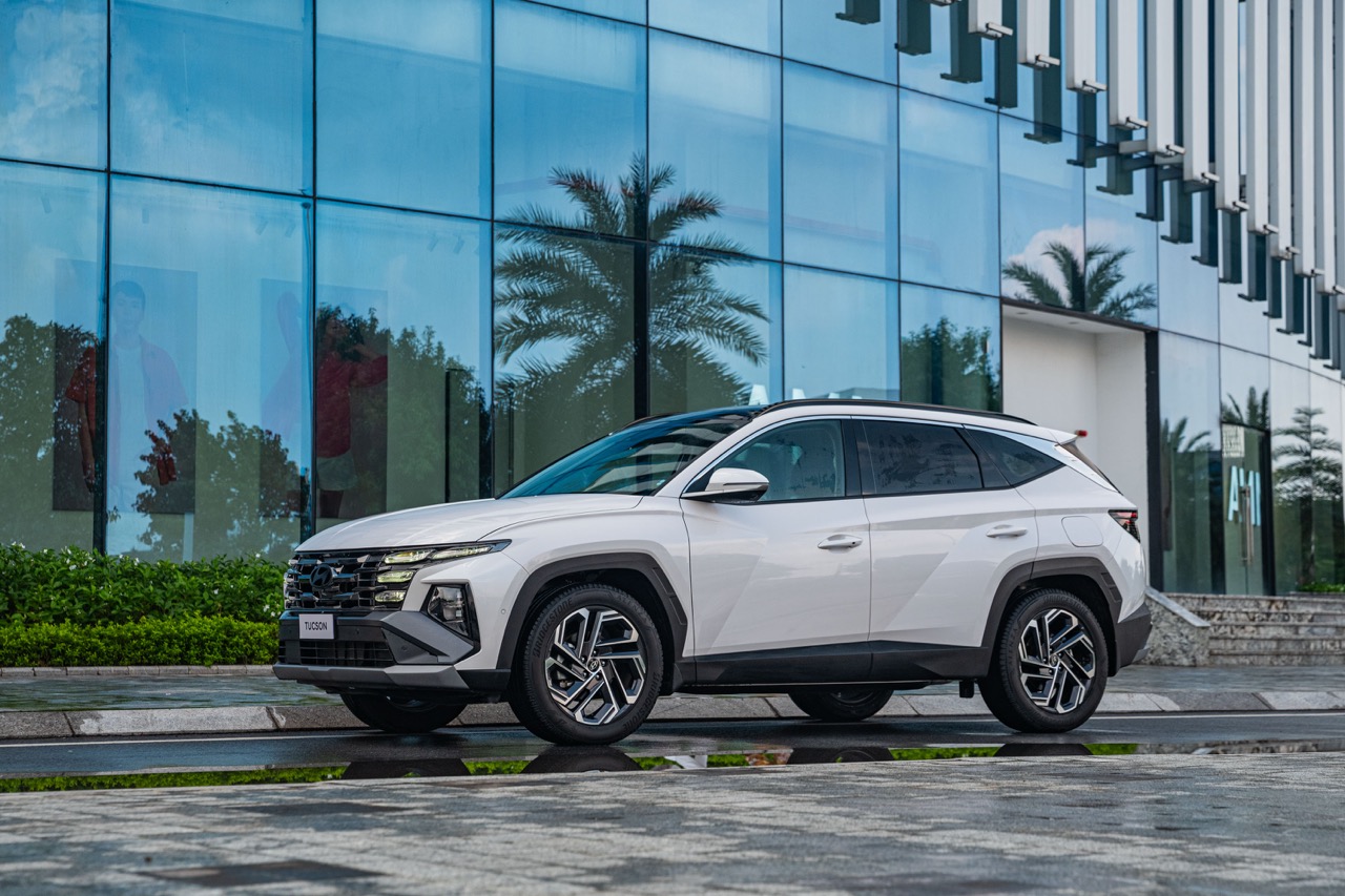 New Tucson Large.jpeg