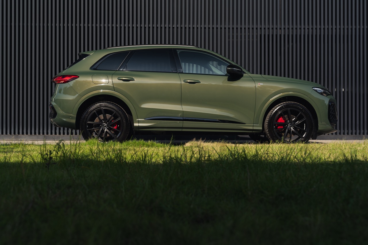 NewAudiQ5_2026_11 Large.jpeg