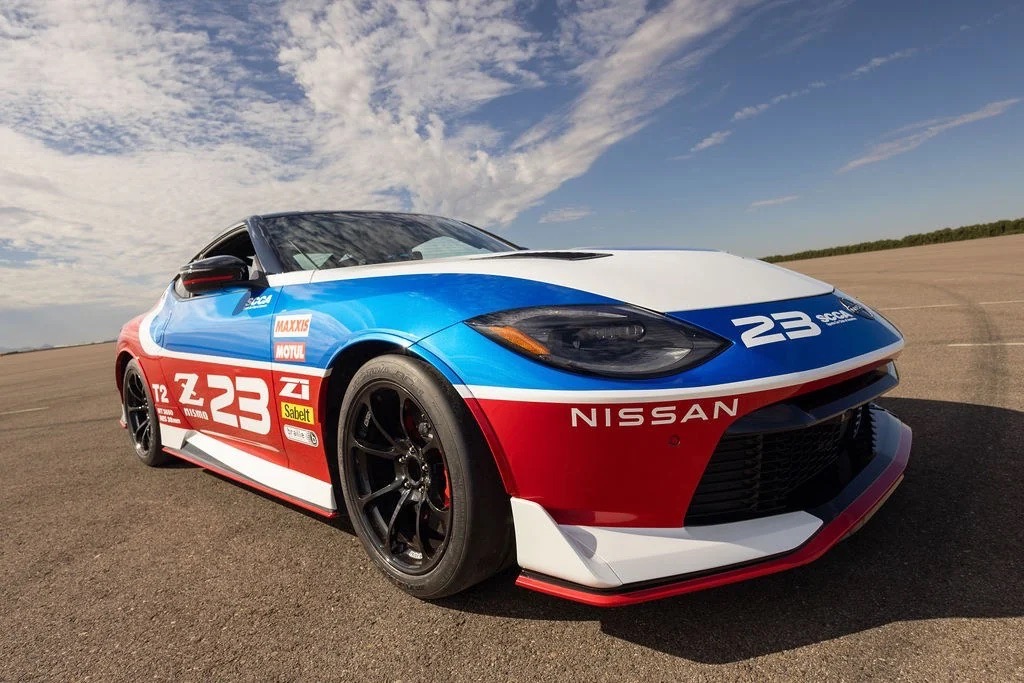 nissan-anh-1.jpg