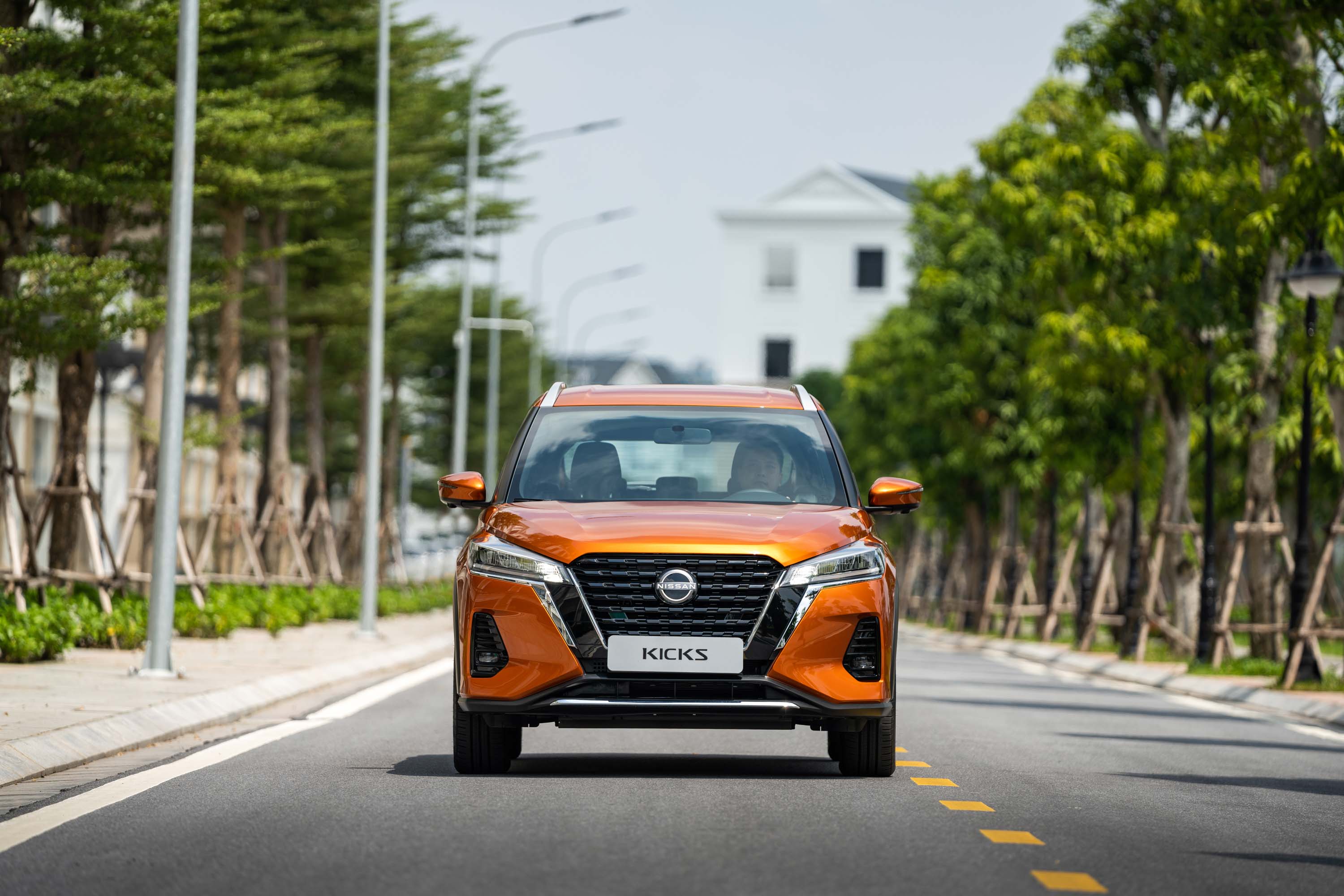 nissan-kicks-ra-mat-anh-_12.jpg