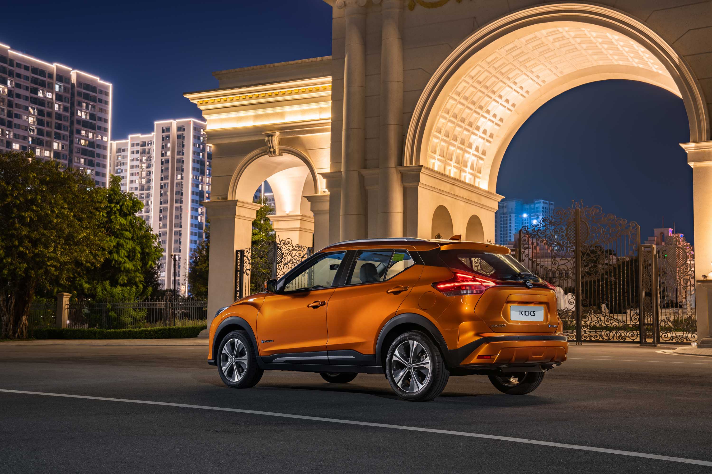 nissan-kicks-ra-mat-anh-_13.jpg