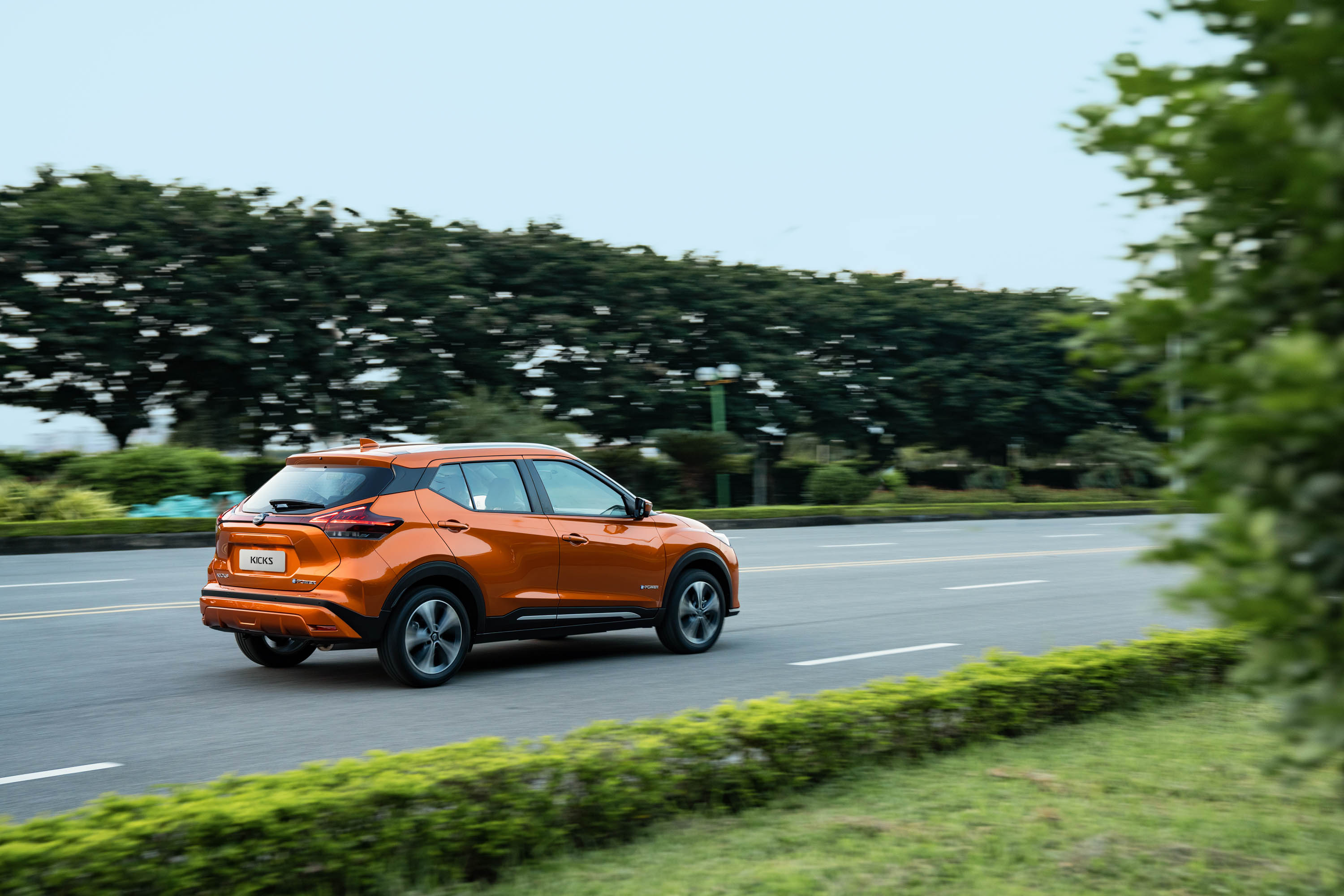 nissan-kicks-ra-mat-anh-_14.jpg