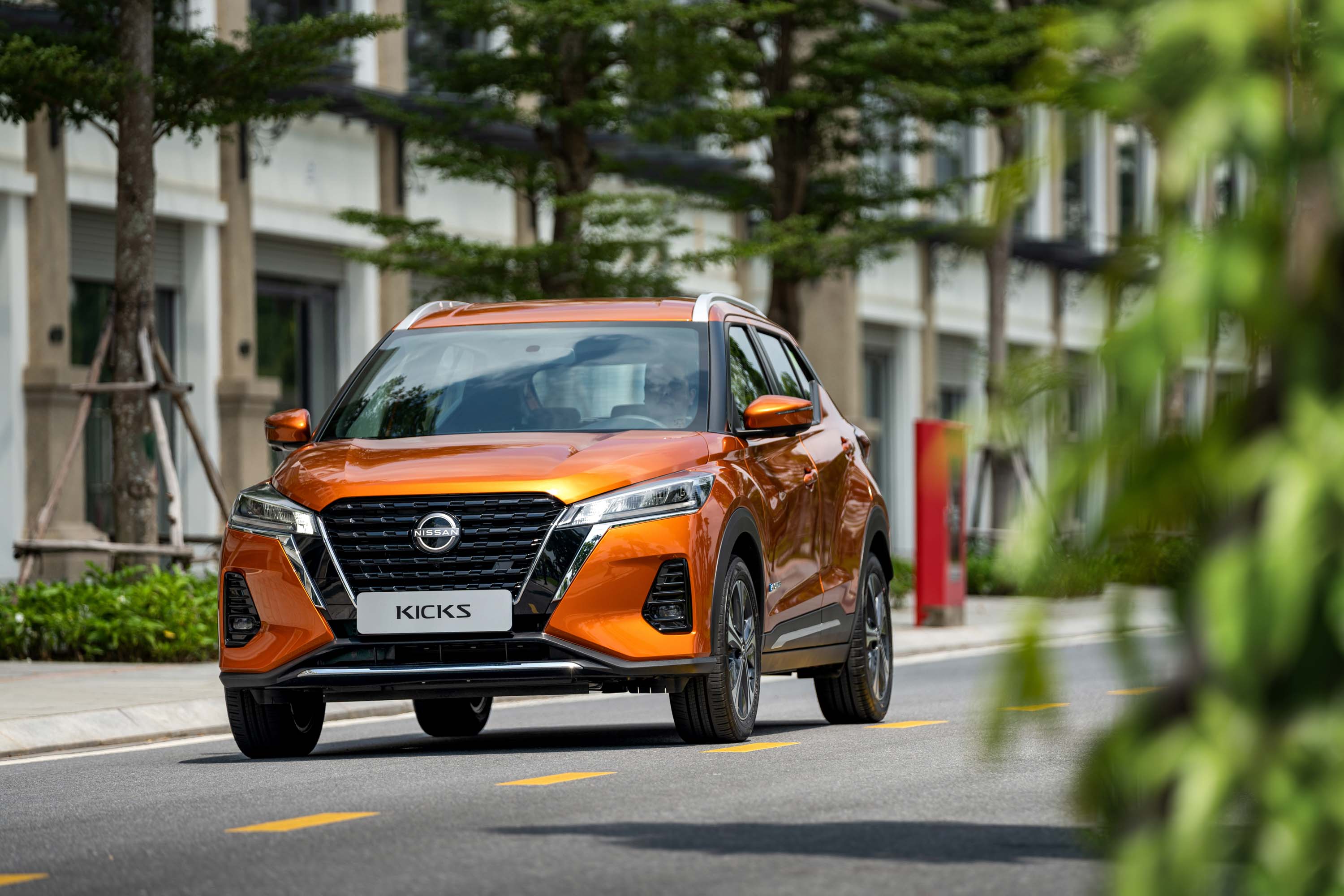 nissan-kicks-ra-mat-anh-_15.jpg