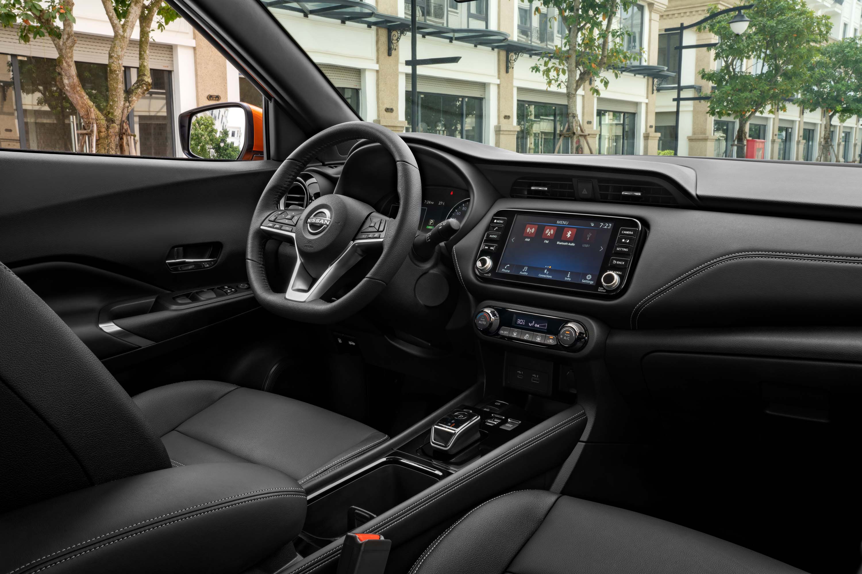nissan-kicks-ra-mat-anh-_22.jpg
