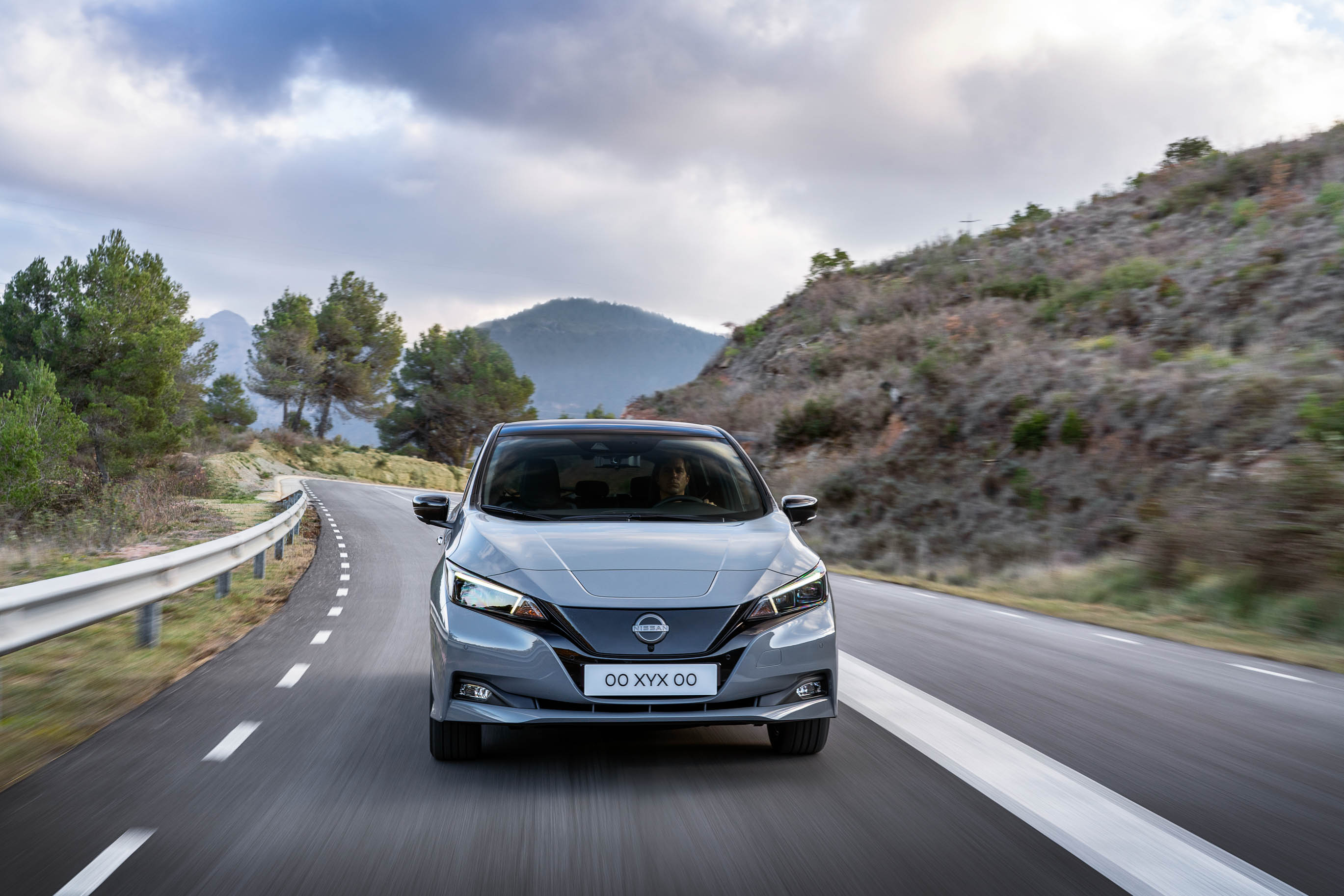 Nissan LEAF (16).JPG