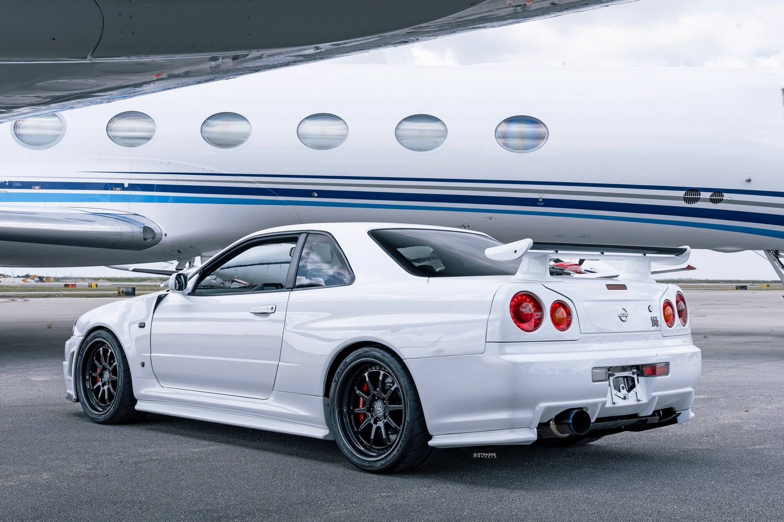 Nissan-R34-GTR-Vspec-StrasseWheels09016-copy.jpg