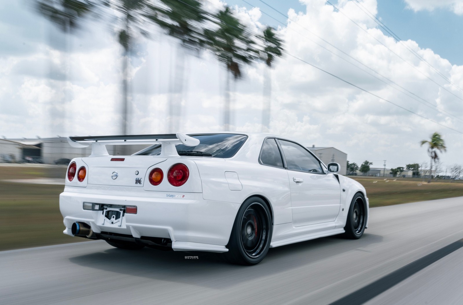 Nissan-R34-GTR-Vspec-StrasseWheels09168-copy.jpg