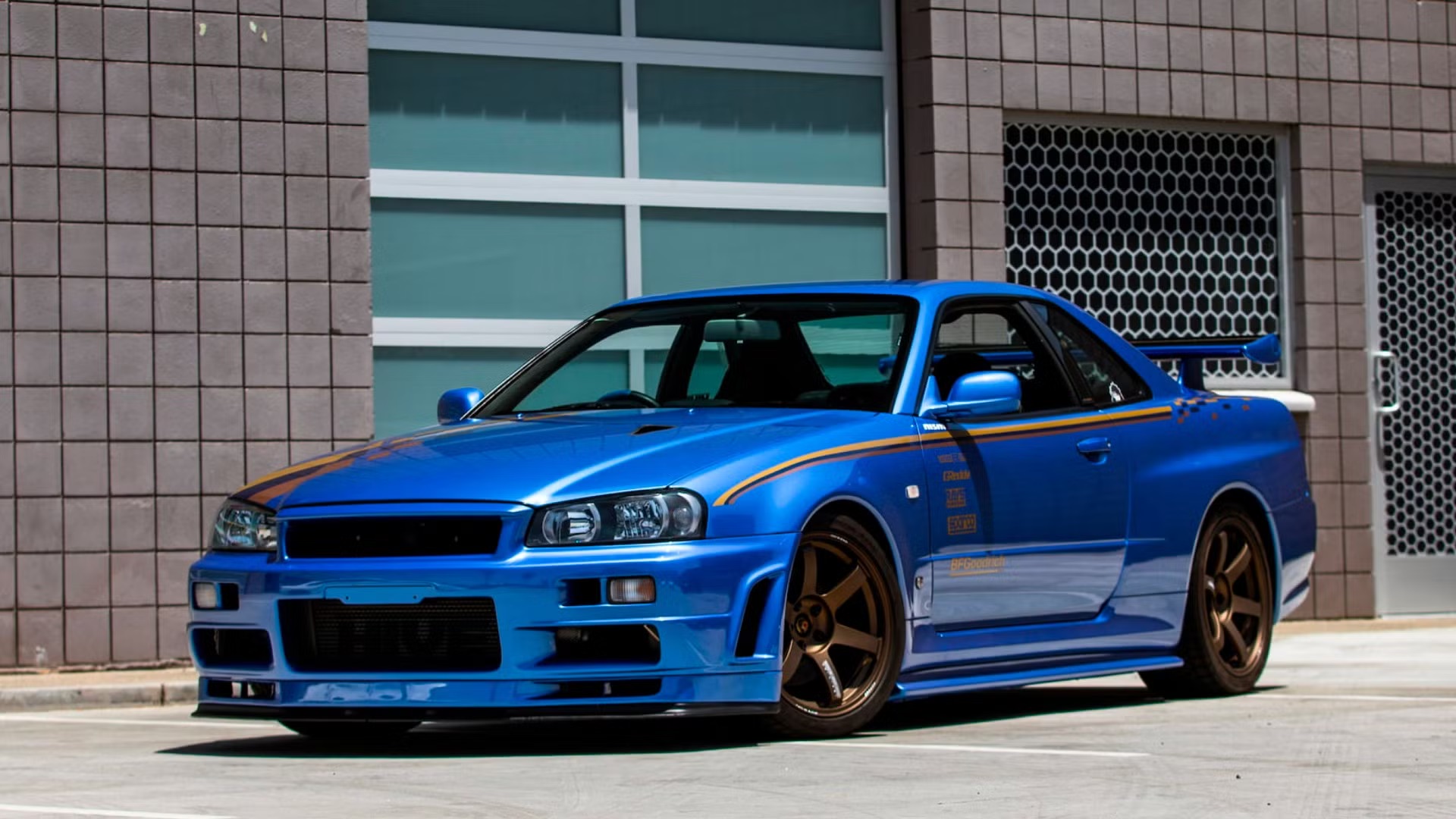 Nissan-Skyline-R34-GT-R.jpeg