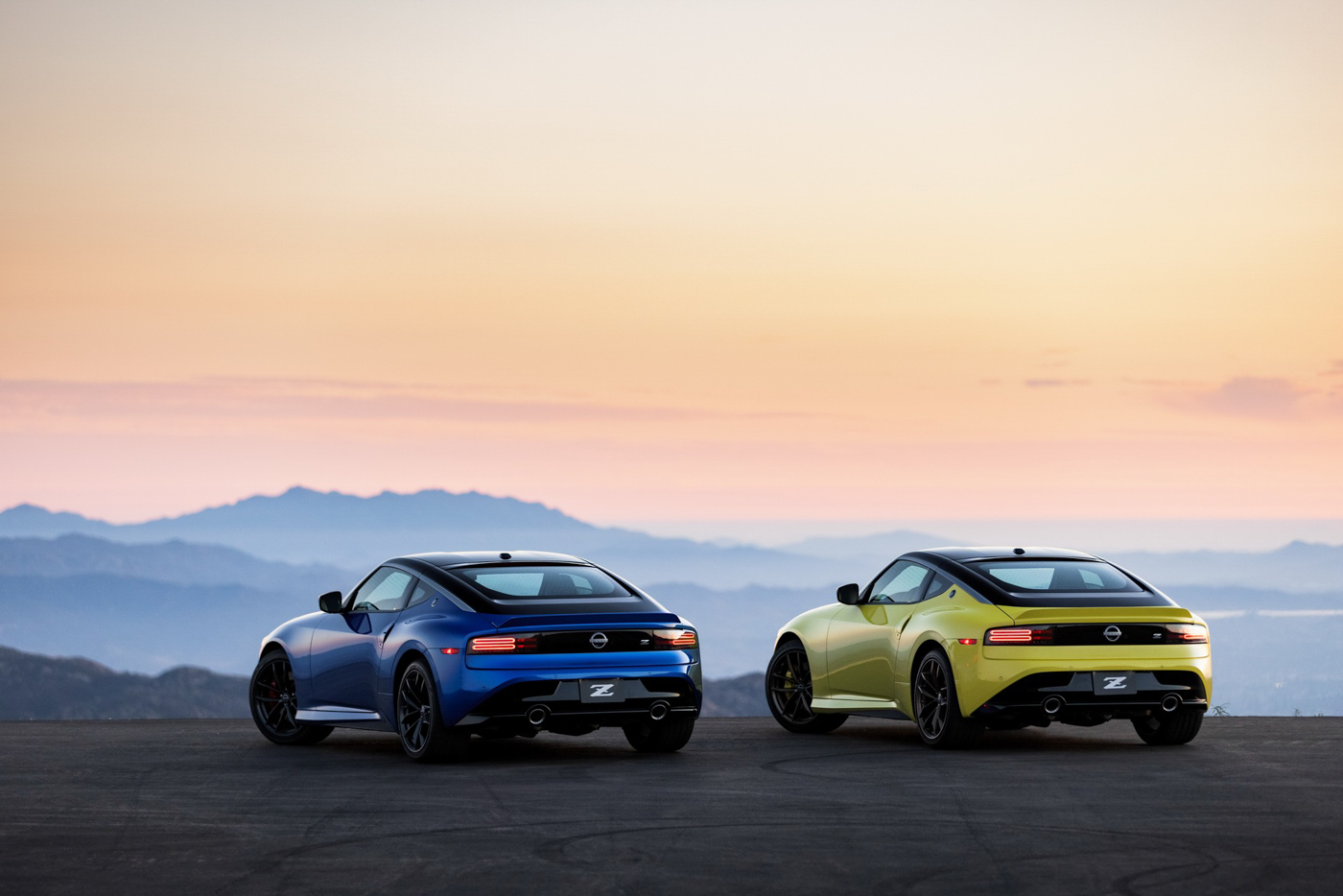 Nissan-Z-Coupe-2023-Con-ac-mong-cua-Toyota-GR-Supra-lo-dien-voi-suc-manh-400-ma-luc-voi-gia-qu...JPG