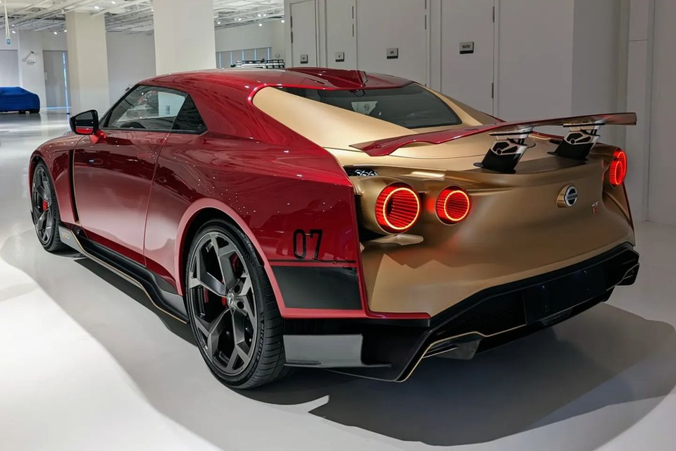 Nissan_GT_R50_by_Italdesign_12.png