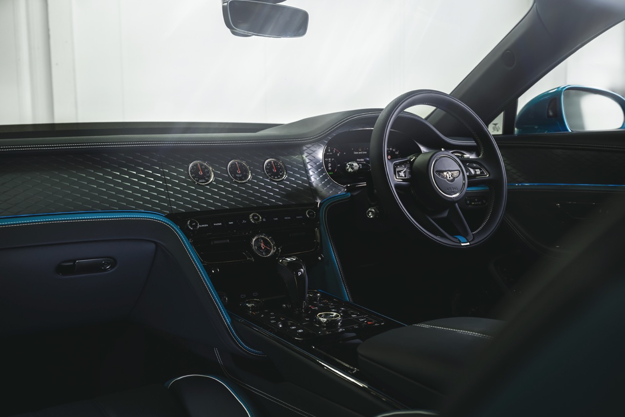 Ombre Flying Spur - 5 Large.jpeg