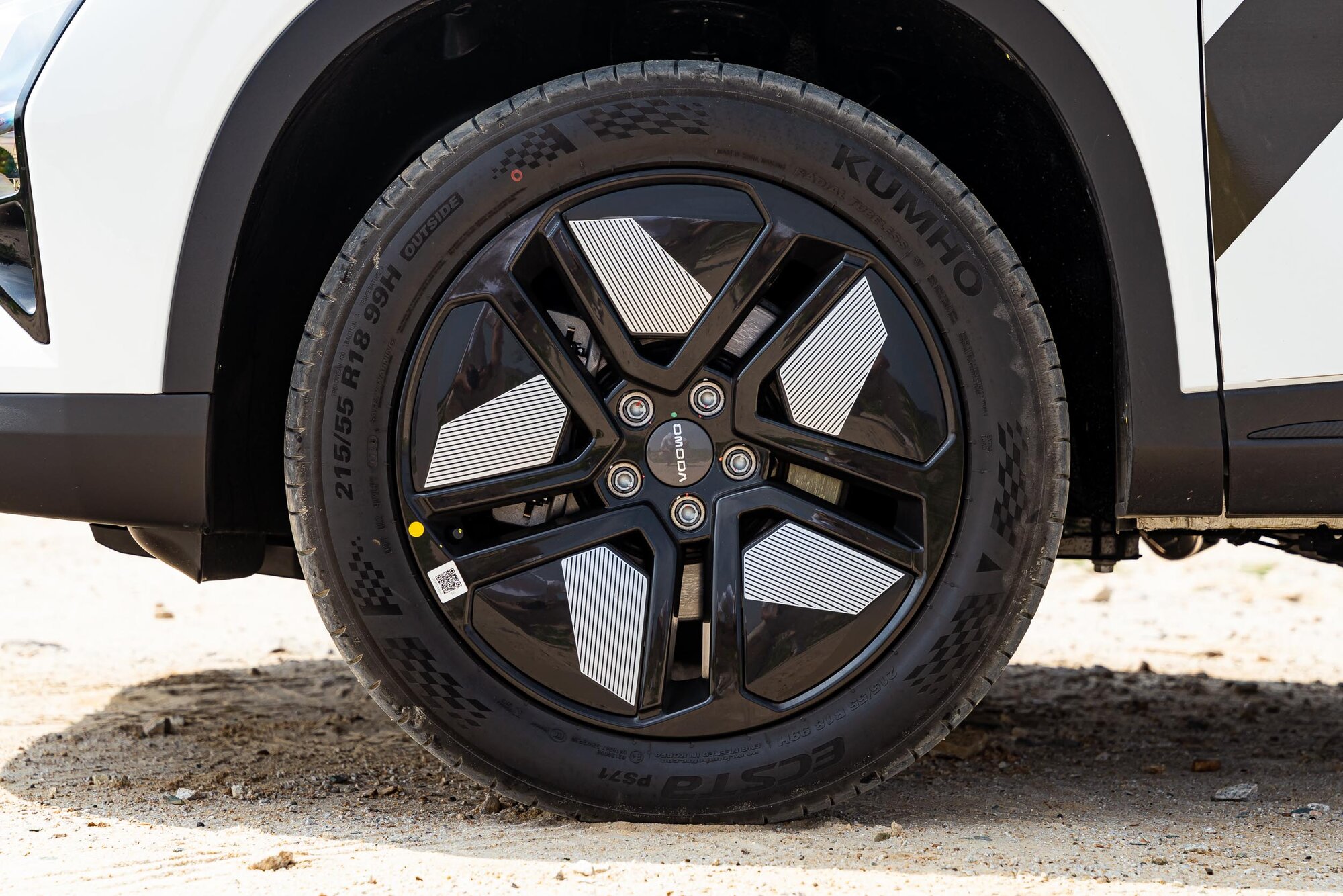 omoda-c5-shs-h-15_55381999947_o.jpg