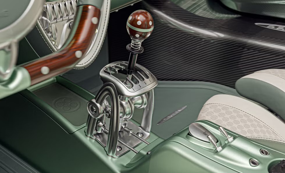 pagani-huayra-codalunga-speedster-int6-srgb-686d5d94c85fd.jpg