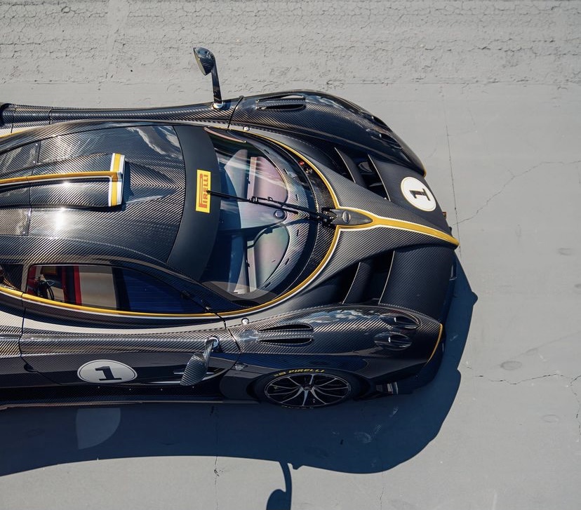 Pagani Huayra R (3).jpg