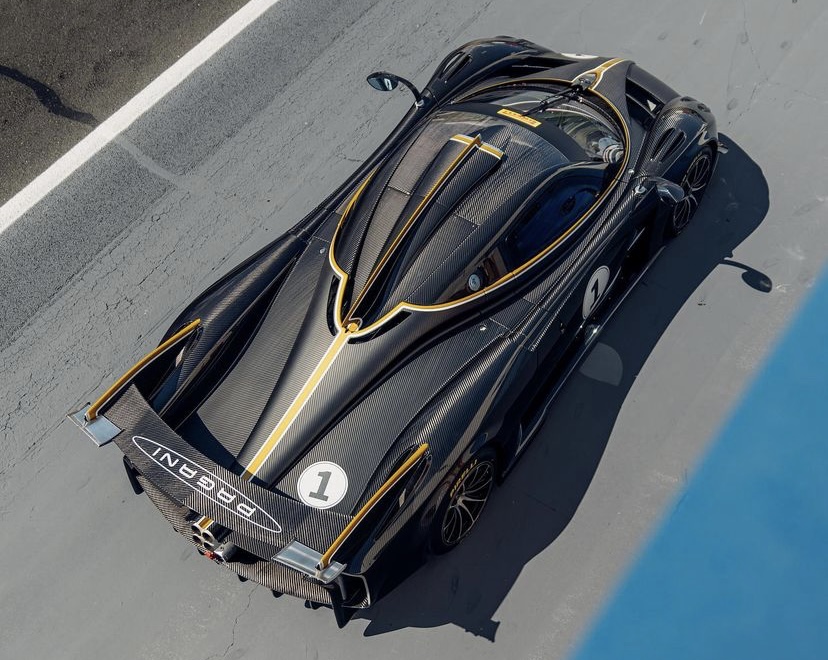 Pagani Huayra R (4).jpg
