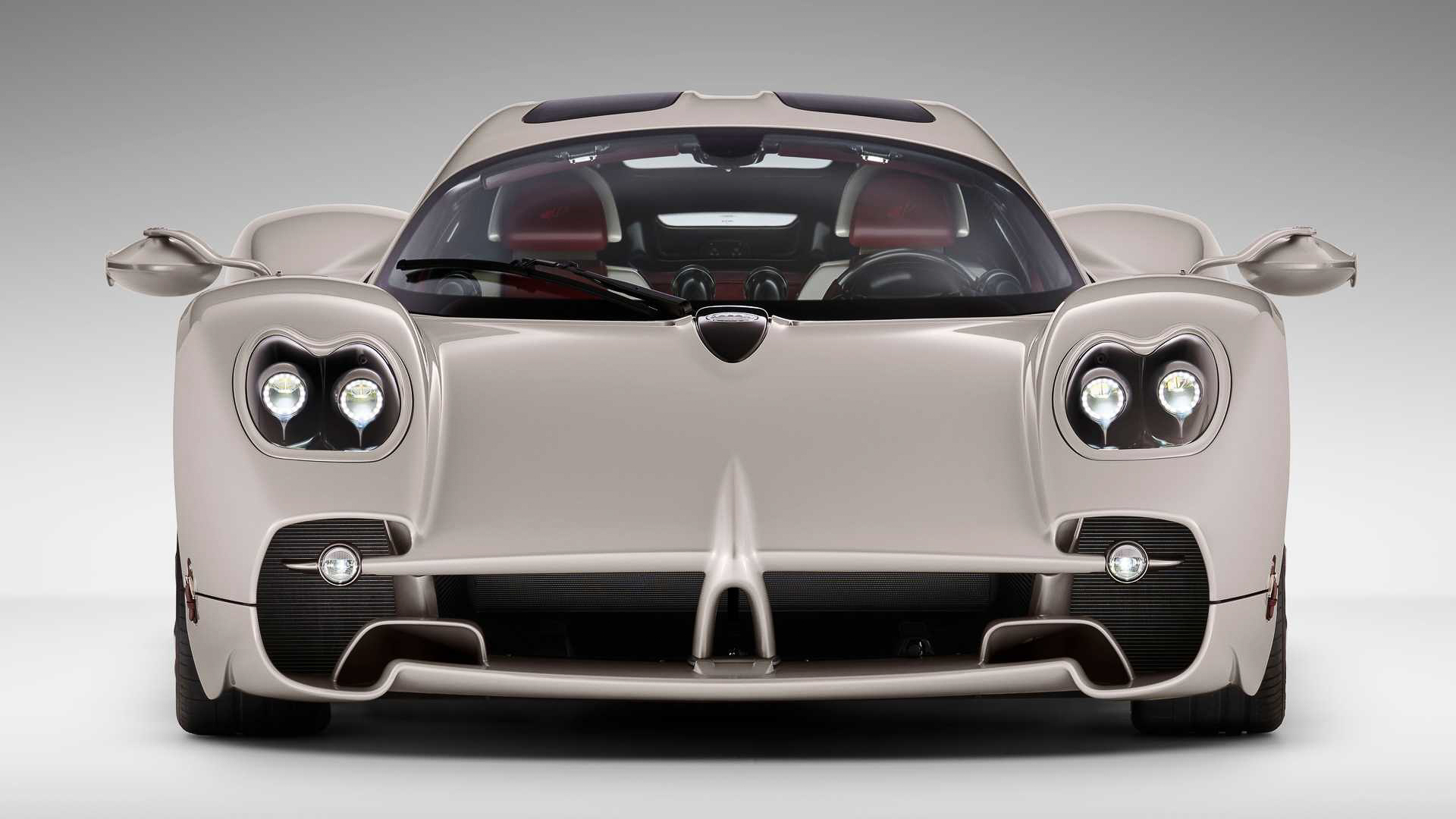 Pagani Utopia (18).JPG