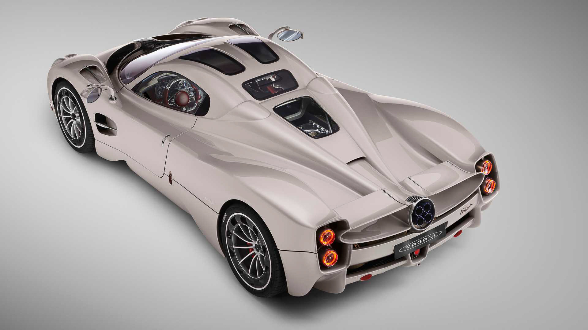 Pagani Utopia (2).JPG