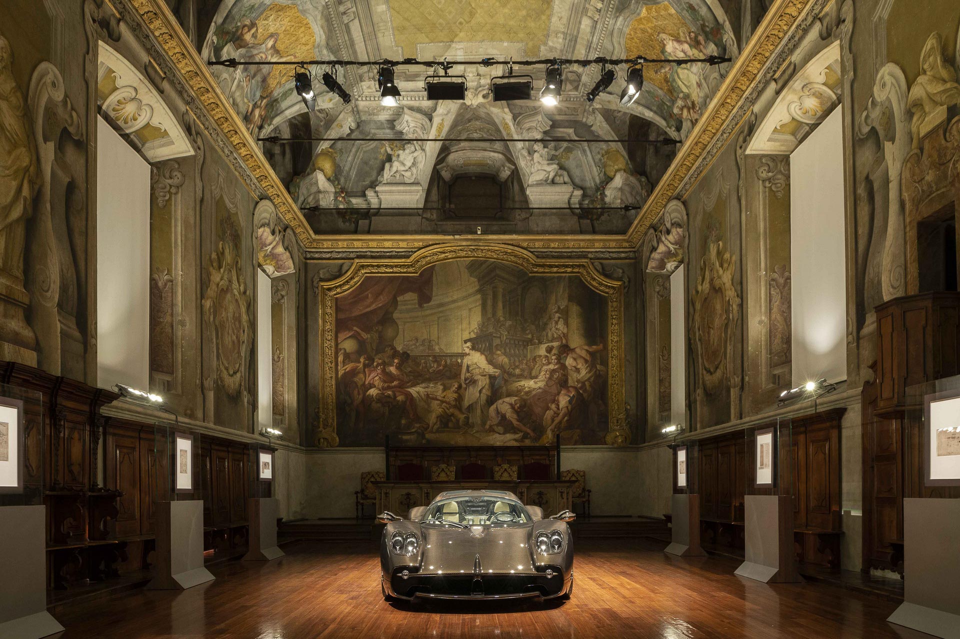 Pagani Utopia (23).JPG