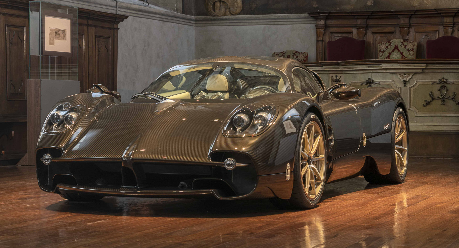 Pagani Utopia (25).JPG
