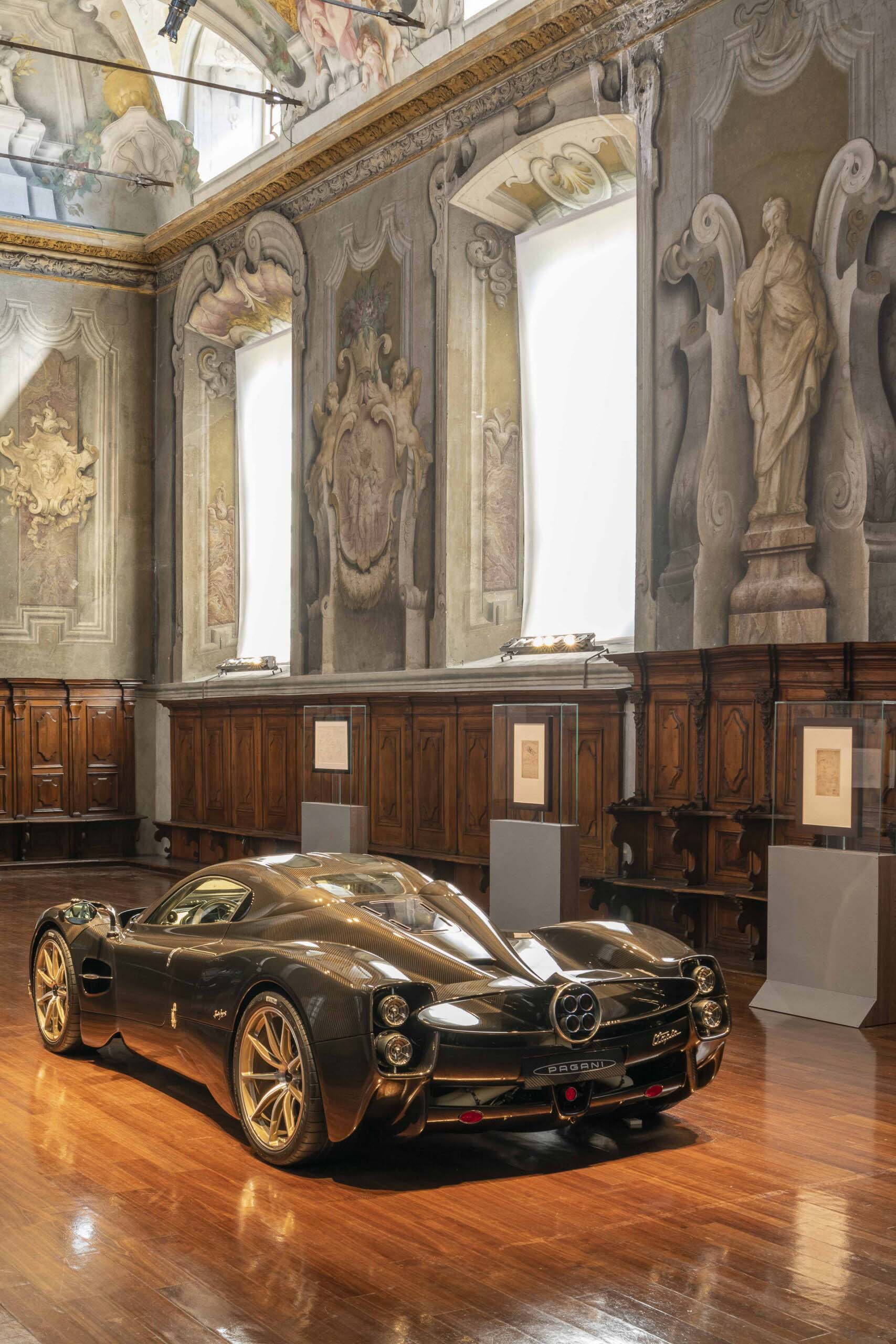 Pagani Utopia (27).JPG
