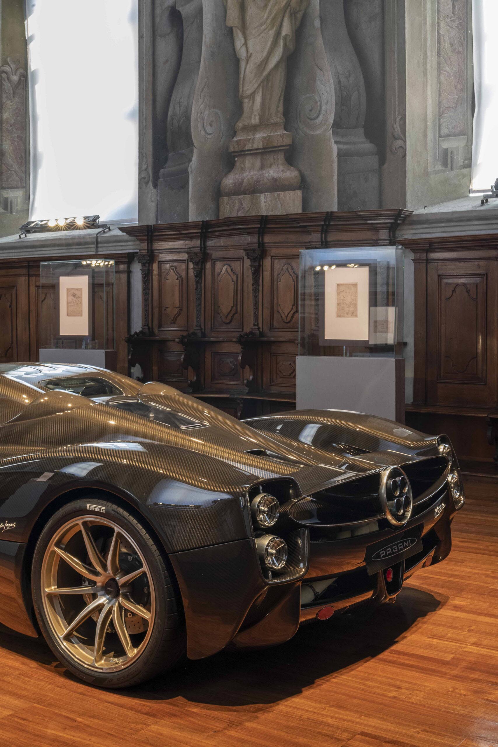 Pagani Utopia (28).JPG