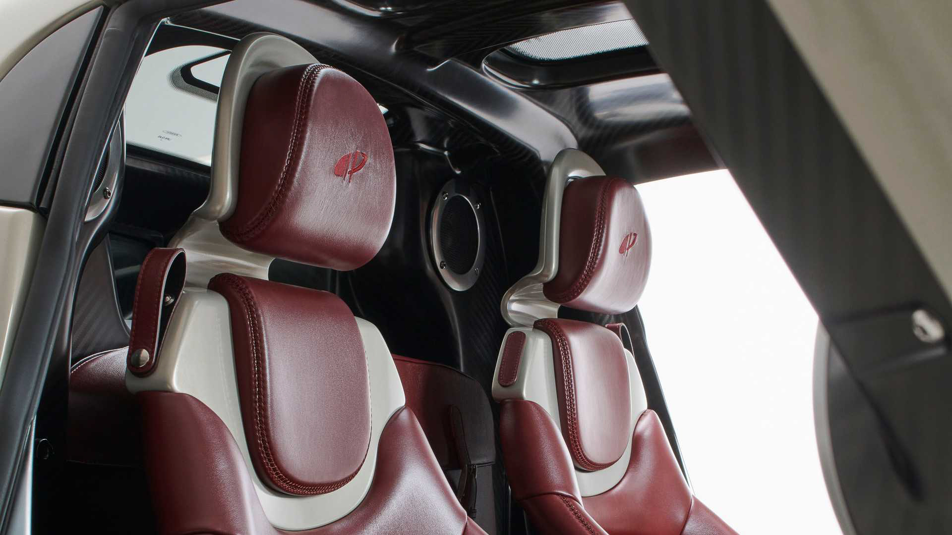Pagani Utopia (5).JPG