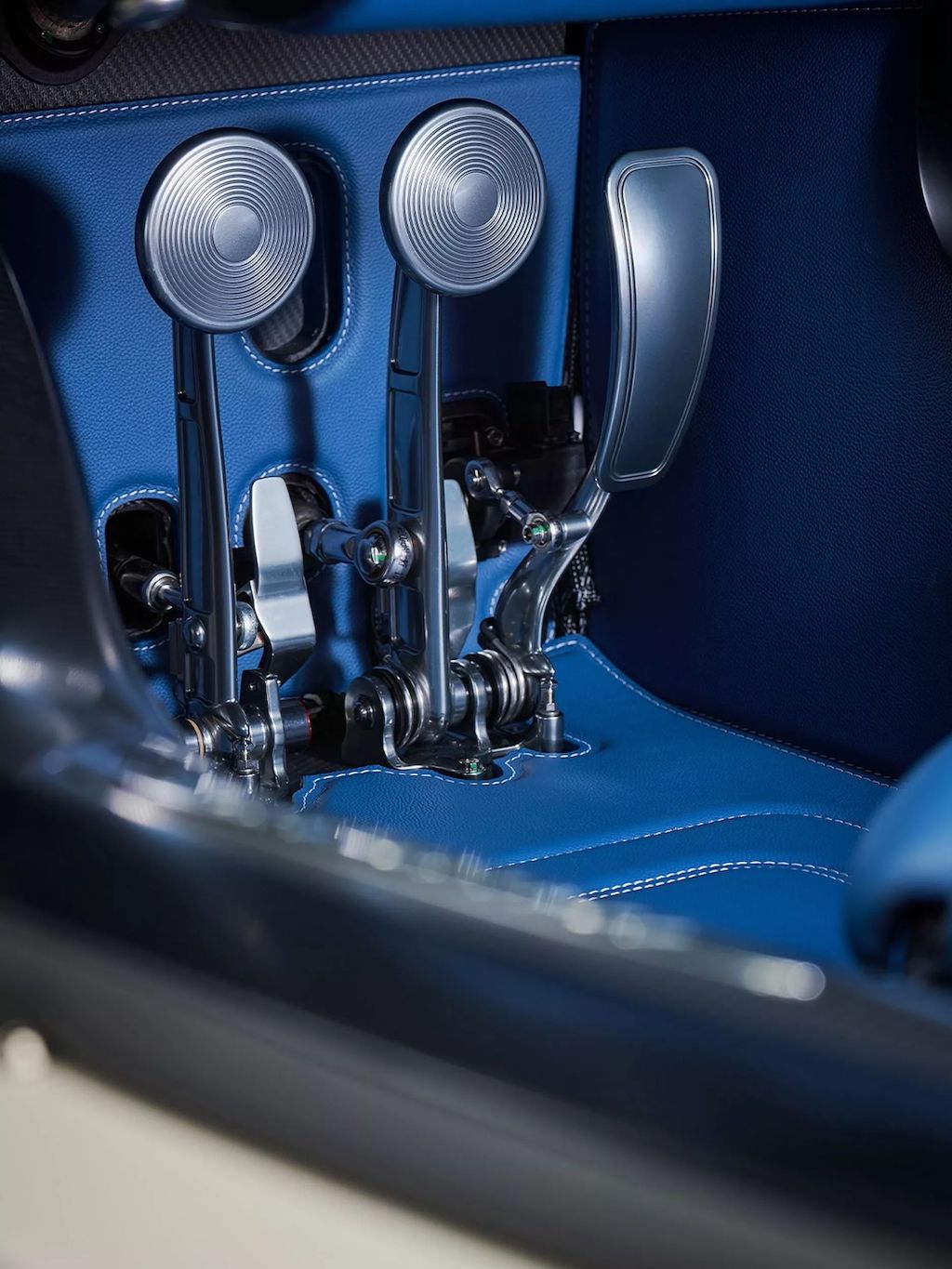Pagani Utopia The Coyote anh 9.jpg