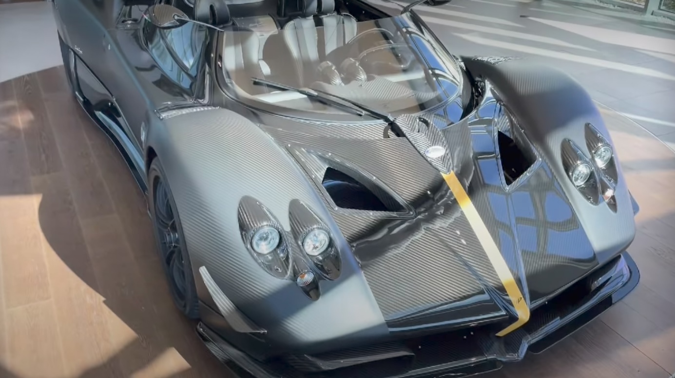 Pagani Zonda HP Barchetta (11).jpg