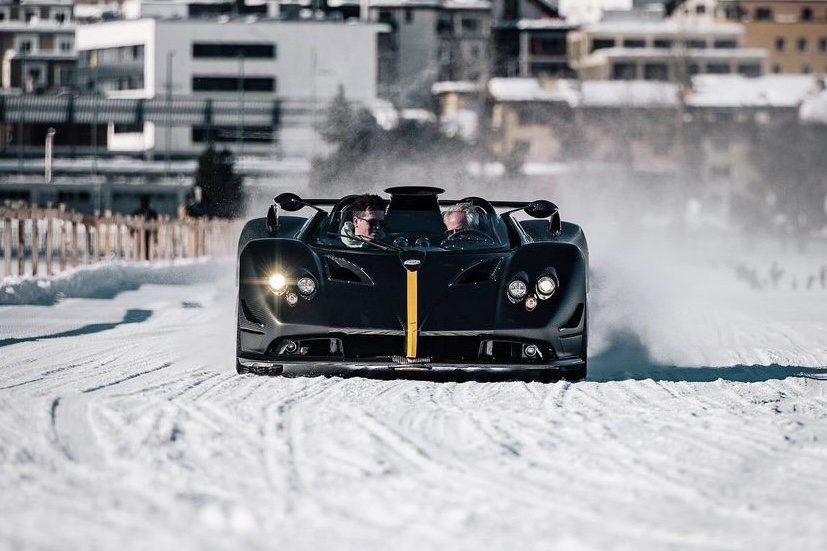 Pagani Zonda HP Barchetta (6).jpg