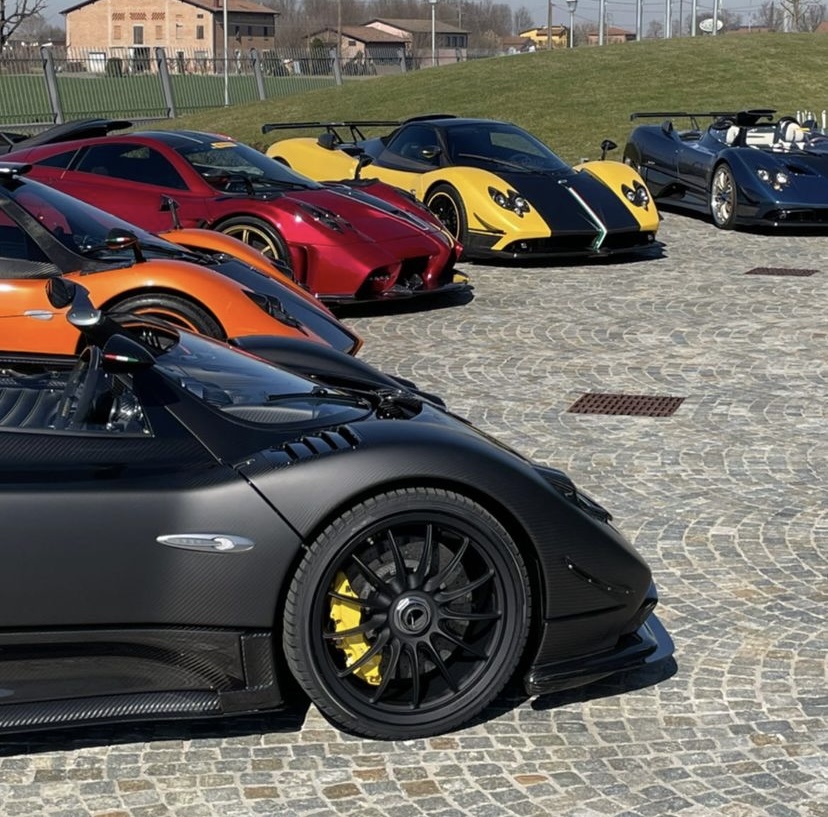 Pagani Zonda HP Barchetta (7).jpg